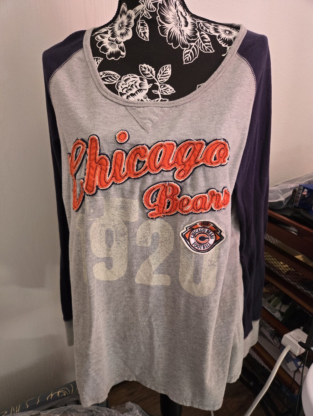 Chicago Bears Raglan Sleeve Tee - Gray & Navy. NWOT Never Worn.